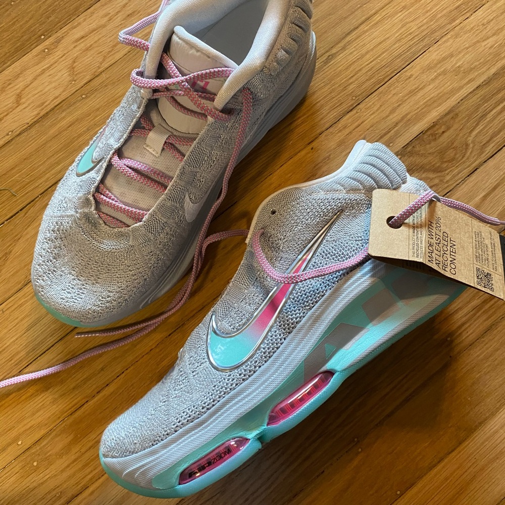 NEW Nike Air Zoom GT Hustle 3
South Beach